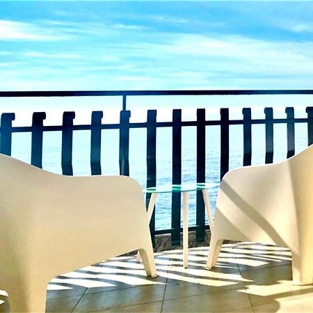 Apartamento VacanzeNaxos - Casa Frontemare Giardini-Naxos Exterior foto