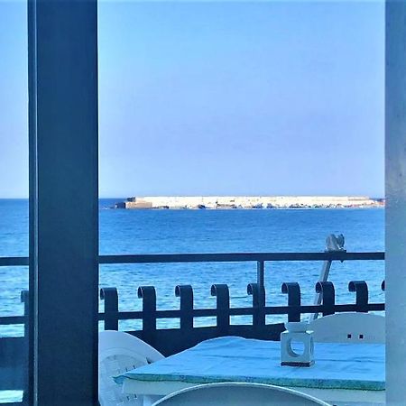Apartamento VacanzeNaxos - Casa Frontemare Giardini-Naxos Exterior foto
