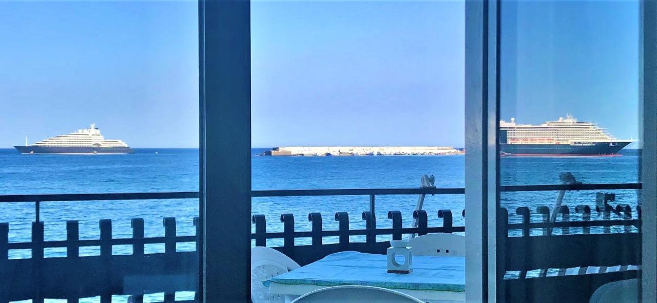 Apartamento VacanzeNaxos - Casa Frontemare Giardini-Naxos Exterior foto