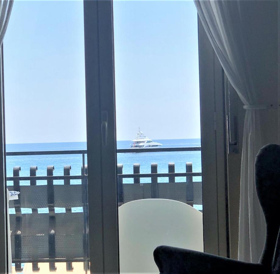 Apartamento VacanzeNaxos - Casa Frontemare Giardini-Naxos Exterior foto